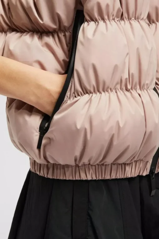 Apriate Down Vest