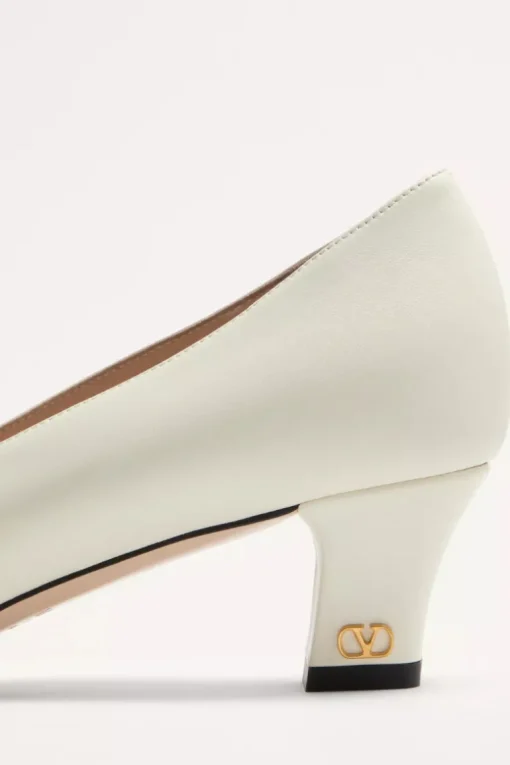 Bowow Pumps