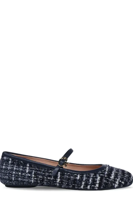 Carla Boucle Flats