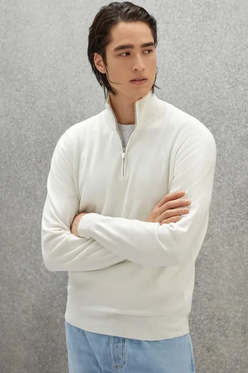 Cashmere Half-Zip Turtleneck Sweater