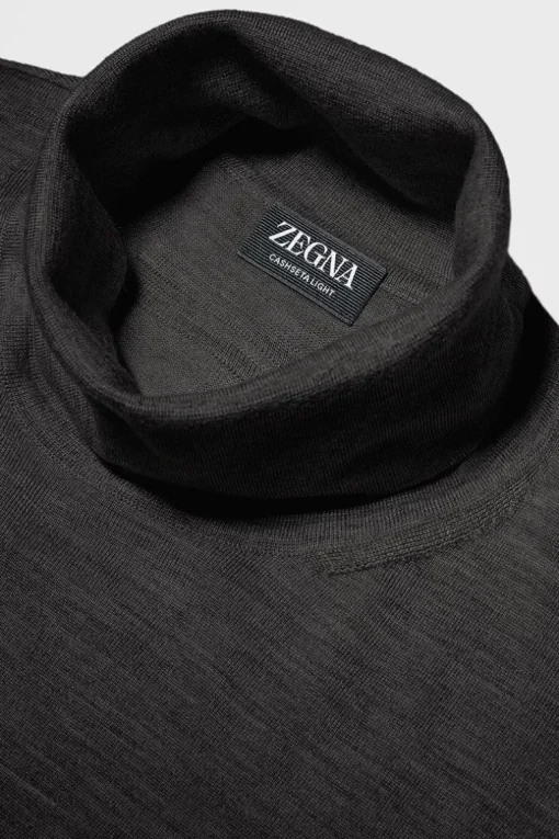 Cashseta Light Turtleneck