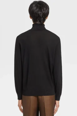 Cashseta Light Turtleneck