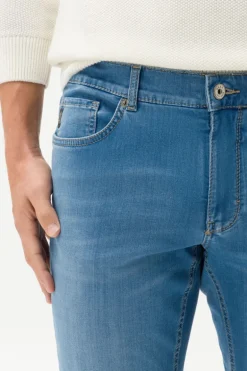 Cooper Performance Jeans