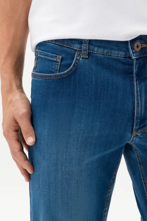 Cooper Performance Jeans
