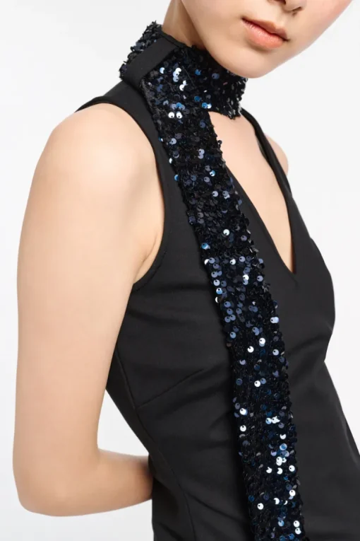 Emotional Essence Top