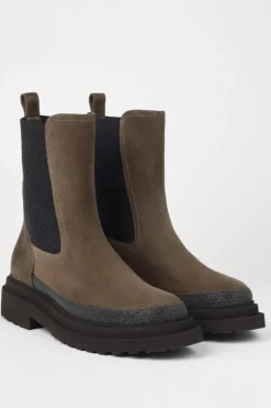 Precious Contour Chelsea Boots