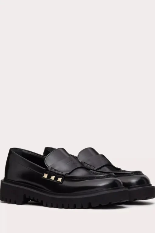 Rockstud Loafer