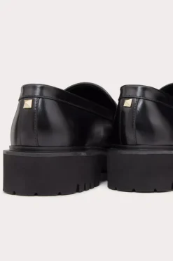 Rockstud Loafer