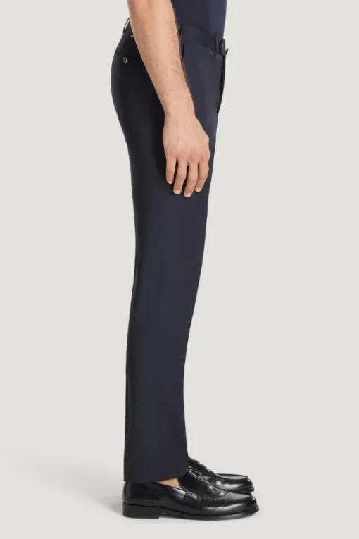 Slim Traveller Pants