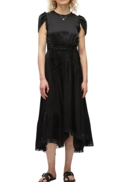 Soft Tulip Sleeve Dress