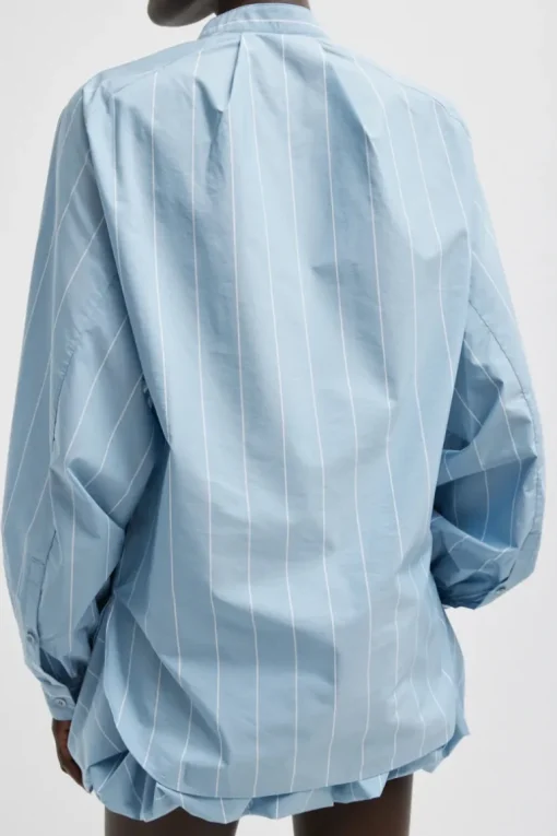 Striped Tech Poplin Raglan Tucked Shirt