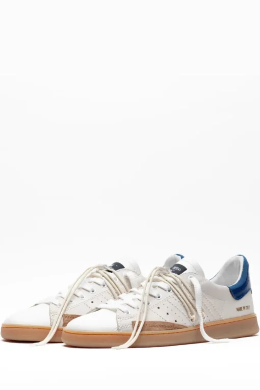 Stripeless Ultimate Dual Sneakers