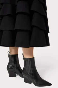 VLogo Lockette Beatle Boot